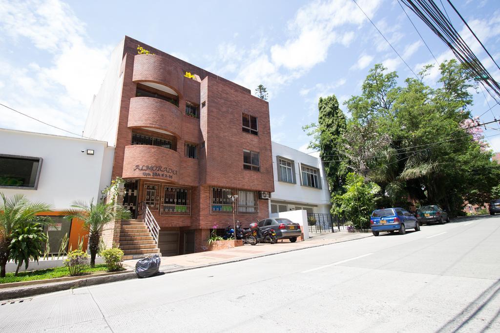 San Fernando Suite 201 - Livin Colombia กาลี ภายนอก รูปภาพ