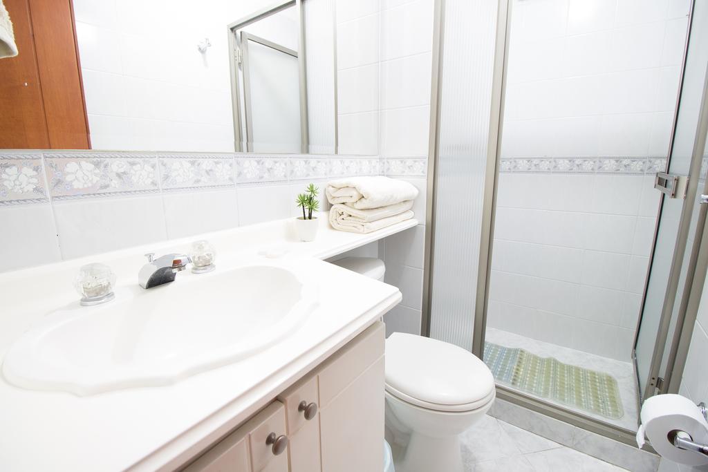 San Fernando Suite 201 - Livin Colombia กาลี ภายนอก รูปภาพ